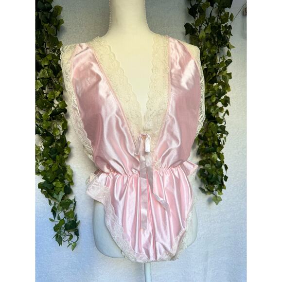 Vintage Satin Pink Cream Lace Bodysuit Snap Closure Teddy Lingerie - Picture 4 of 10